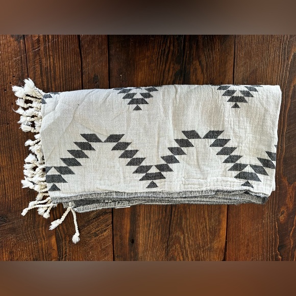 Sandcloud Other - Sand Cloud towel 67x36